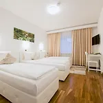 Rivoli Charme 3* Munich
