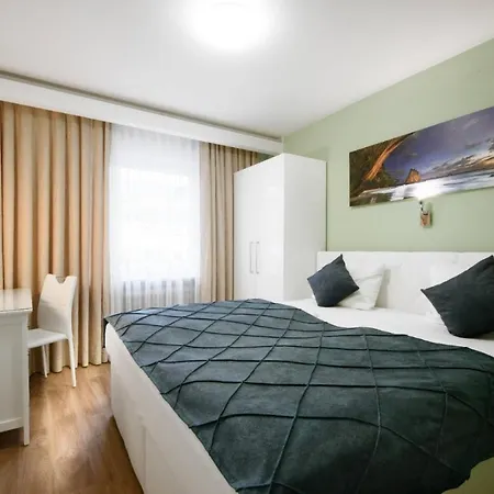 Rivoli Charme 3* Munich
